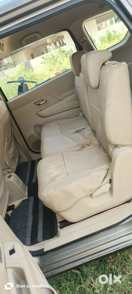 Maruti Suzuki Ertiga 1.5 Vxi, 2023, Petrol