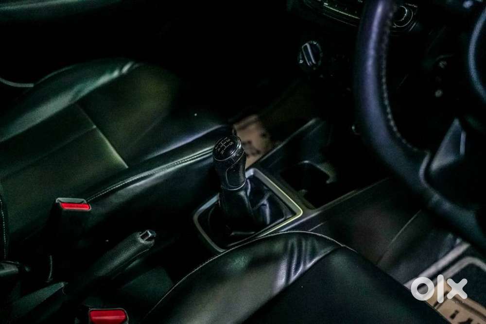 Maruti Suzuki Swift Vxi Abs Bsiv, 2020, Petrol