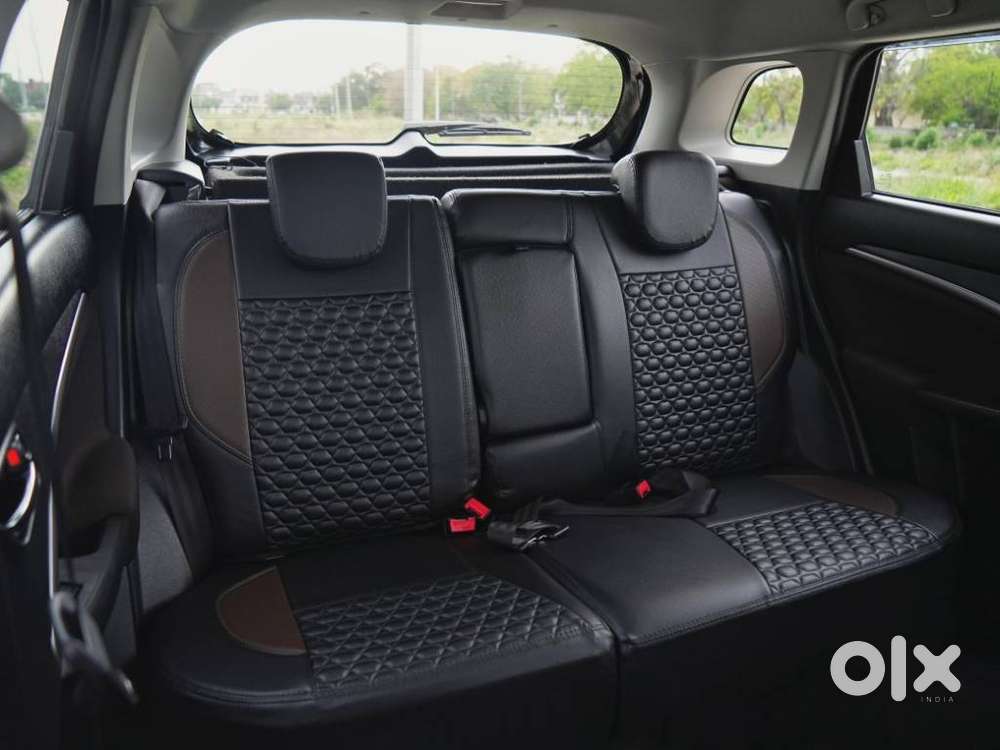 Maruti Suzuki Brezza 1.5 Zxi At Smart Hybrid, 2024, Petrol