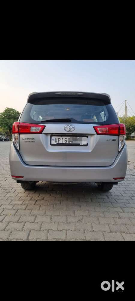 Toyota Innova Crysta 2.7 V, 2020, Petrol