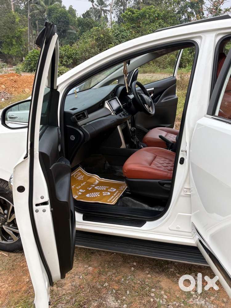 Perfect Family Suv: Toyota Innova Crysta In Mint Condition