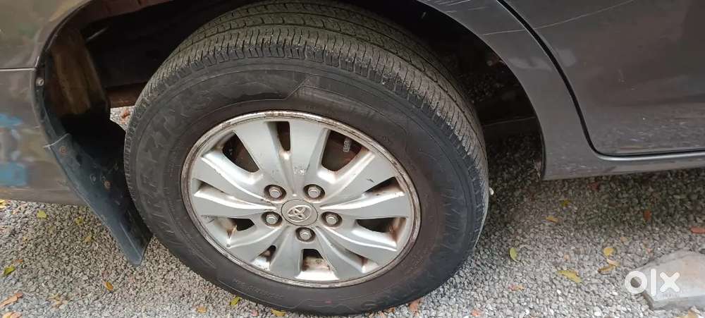 Toyota Innova 2010 Diesel Well Maintained