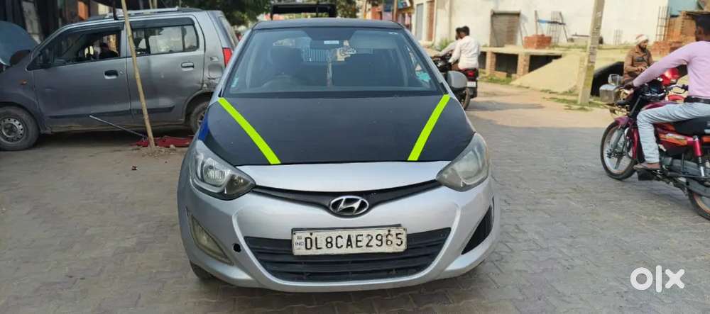 Silver Hyundai I20 Abs
