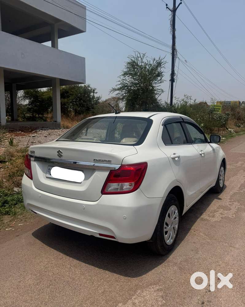 Maruti Suzuki Dzire 1.2 Vxi, 2021, Petrol