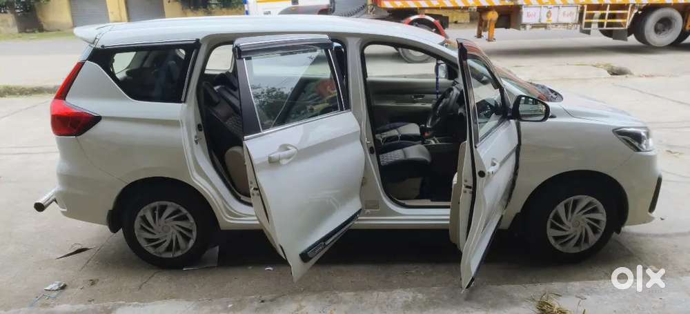Maruti Suzuki Ertiga Vxi 2023