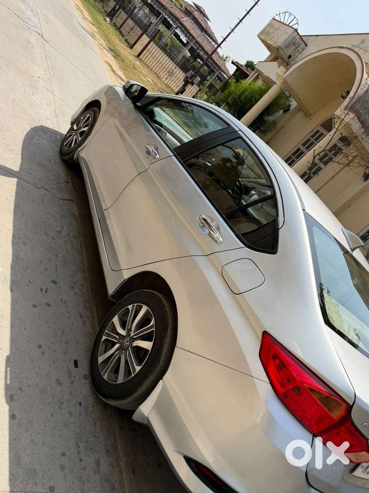 Honda City V At I-vtec, 2018, Petrol