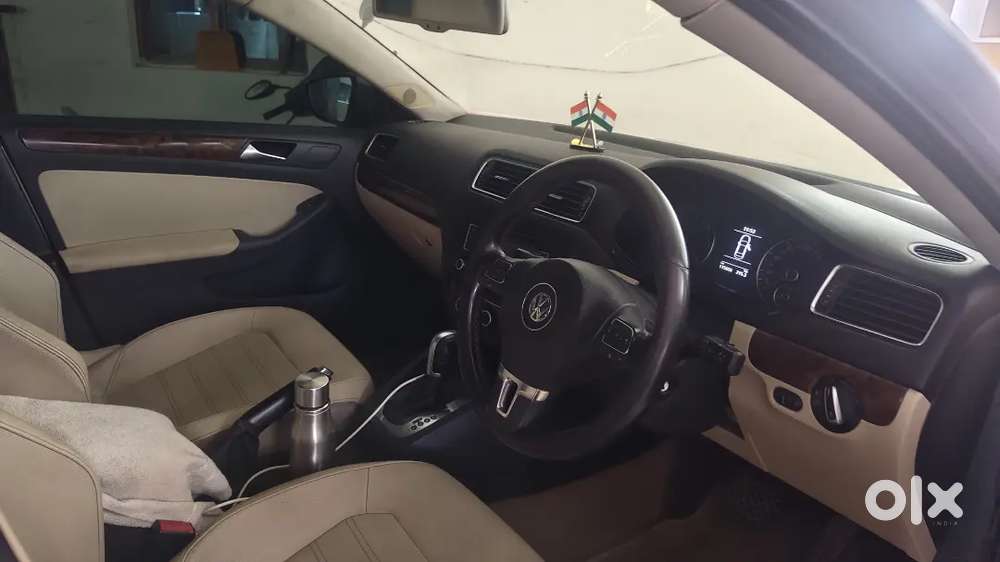 Volkswagen Jetta Highline 2012 Diesel Automatic