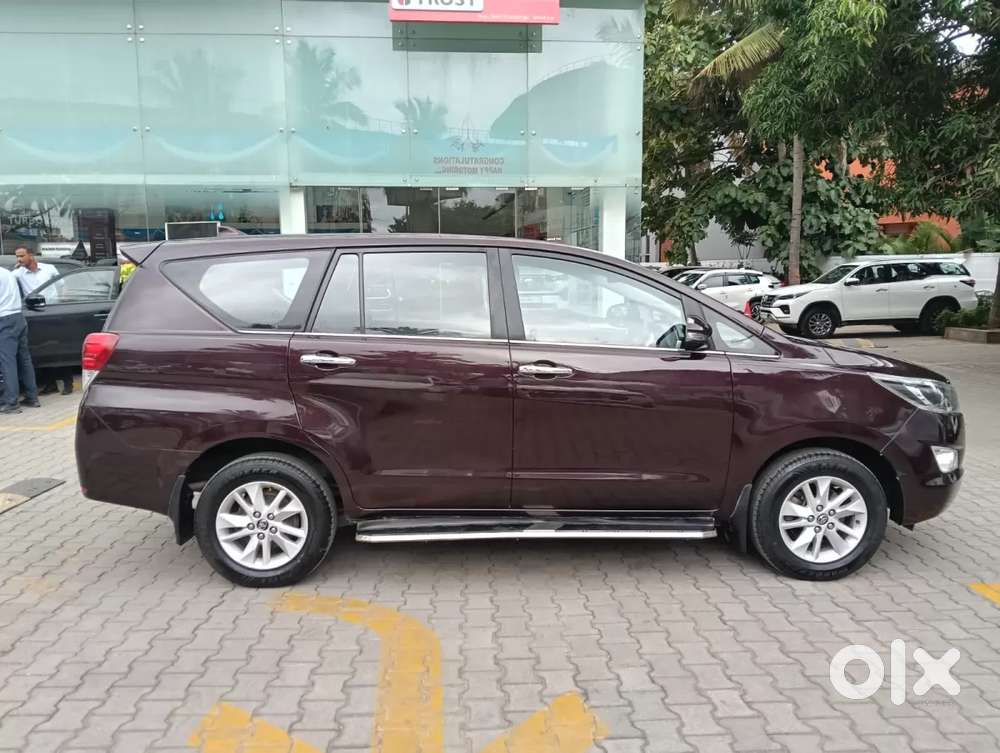 Toyota Innova Crysta 2.4 V 7 Str, 2017, Diesel