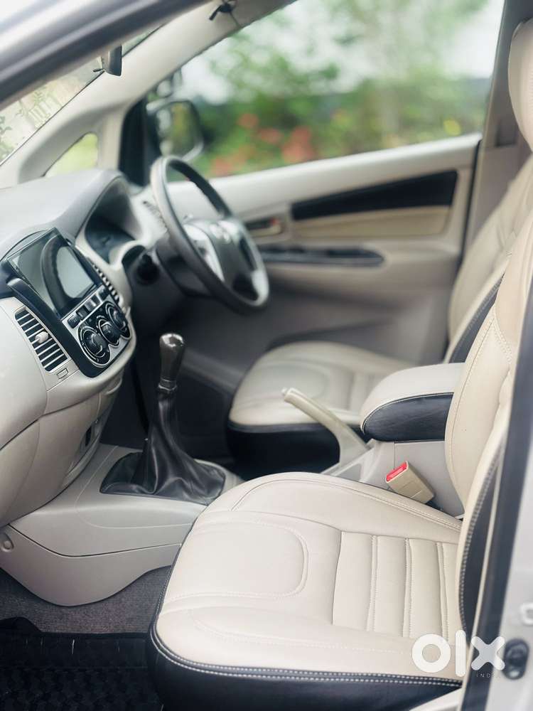 Toyota Innova 2.5 G (diesel) 7 Seater, 2015, Diesel