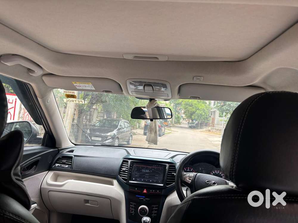 Mahindra Xuv300 W6, 2021, Petrol