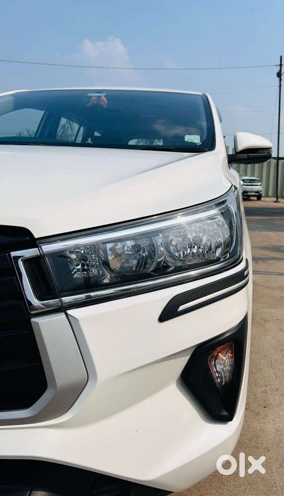 Toyota Innova Crysta 2.4 Gx Limited Edition At 8 Str, 2023, Petrol