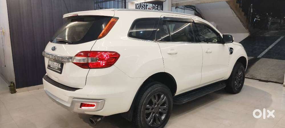 Ford Endeavour 3.2 Trend At 4x4, 2016