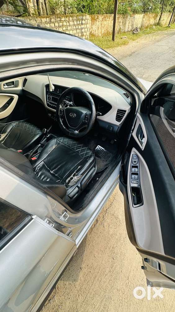 Hyundai Elite I20 Sportz (o) 1.4, 2015, Diesel
