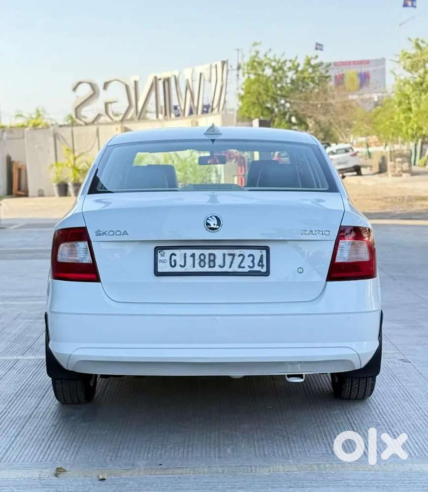 Skoda Rapid 2018 Diesel 90000 Km Driven