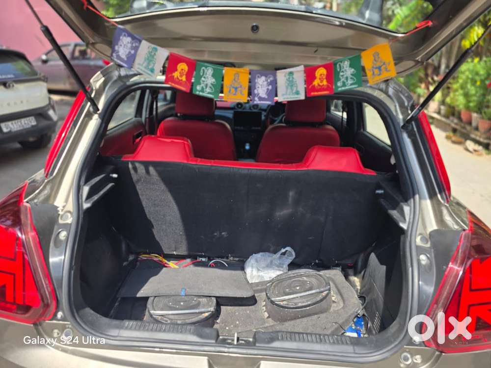 Maruti Suzuki Swift Vxi + Manual, 2024, Petrol