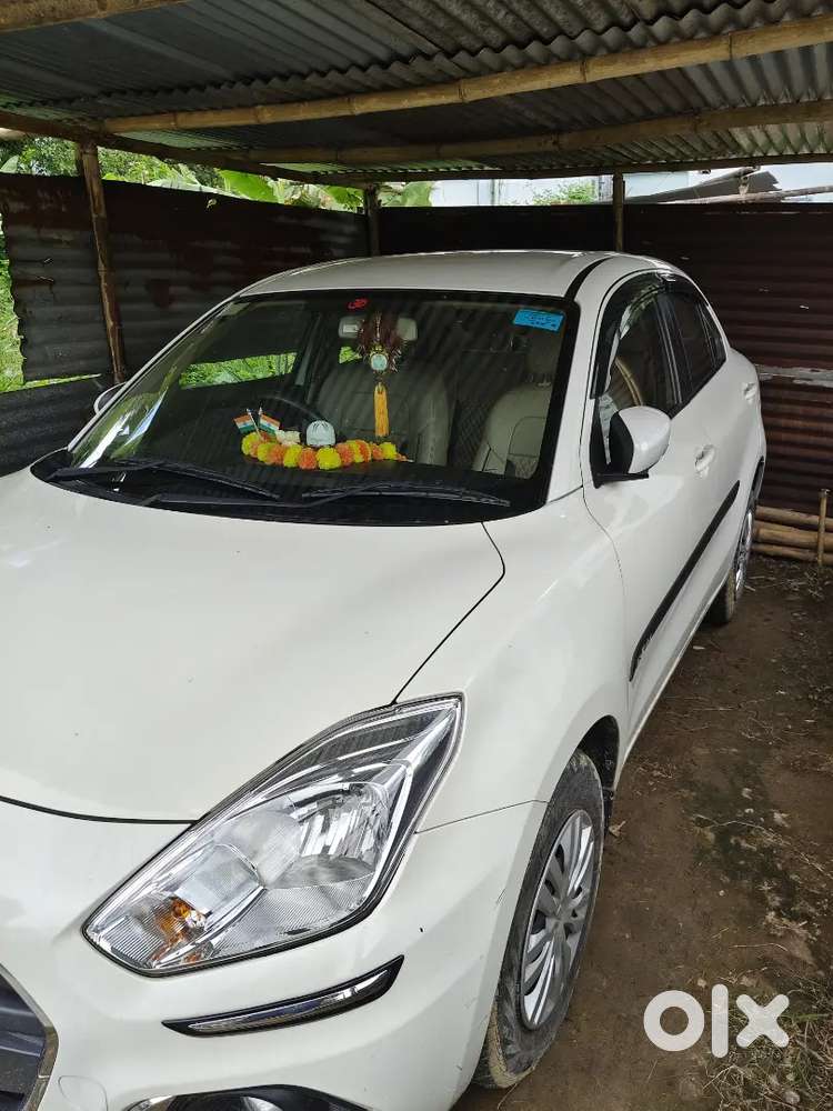 Very Good Condition Dzire White