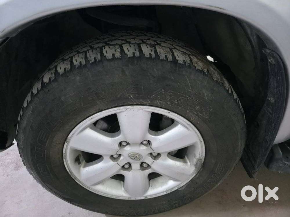 Toyota Fortuner 4x4 Manual Limited Edition, 2010, Diesel