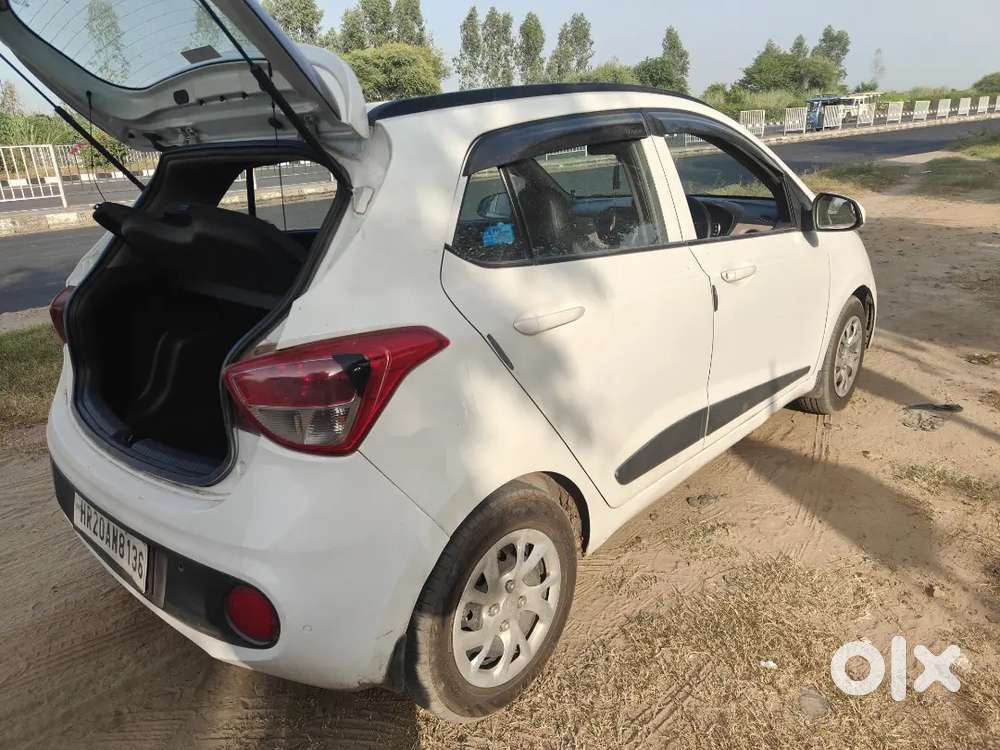 Hyundai Grand I10 Sportz 2018 , New Tyres , Fully Maintained