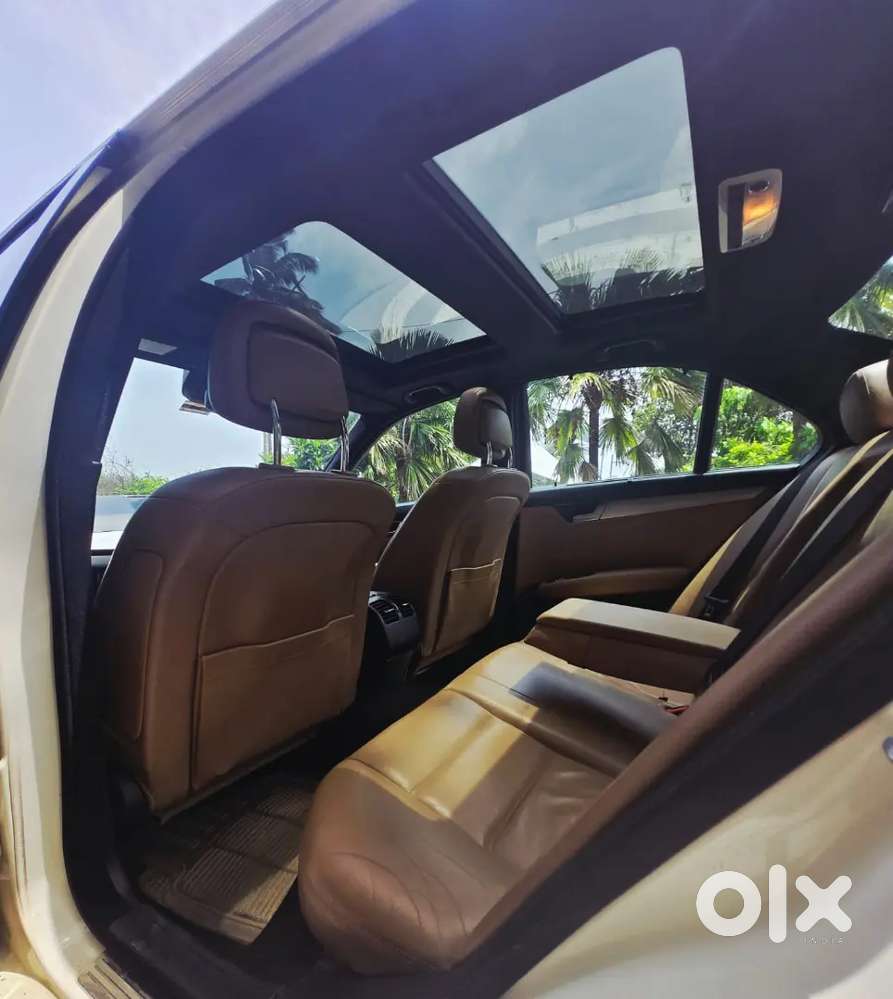 Mercedes-benz C-class 2011