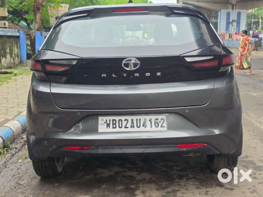Tata Altroz Xz Plus (s), 2023, Petrol