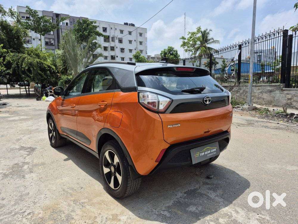 Tata Nexon 1.2 Revotron Xz Plus Dual Tone, 2019