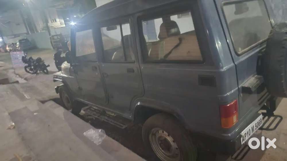 Mahindra Jeep