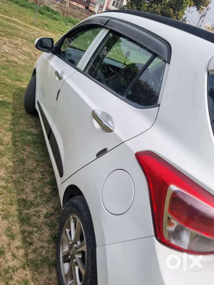 Hyundai Grand I10 Asta 2016 Petrol 94000 Km Driven