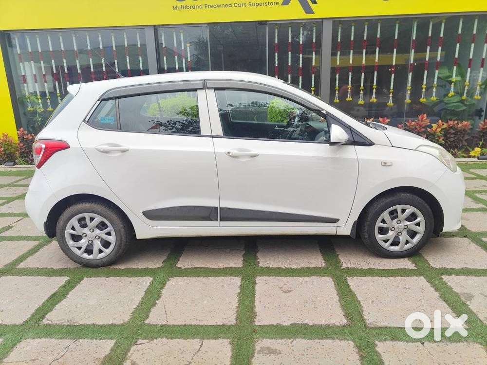 Hyundai Grand I10 Sportz(o) 1.2 Mt, 2017, Petrol