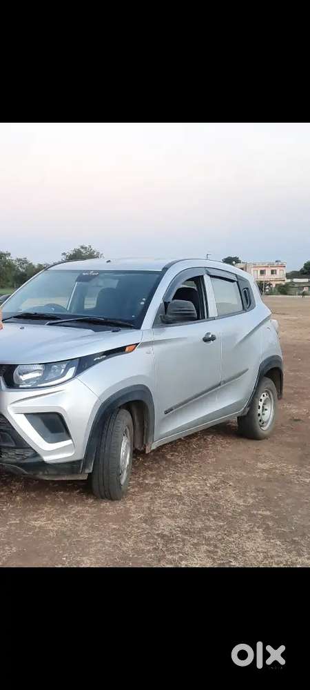 Mahindra Kuv 100 2017 Petrol Well Maintained