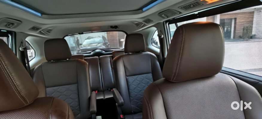 Toyota Innova Hycross 2.0 Zx Hybrid 7 Str, 2024, Electric