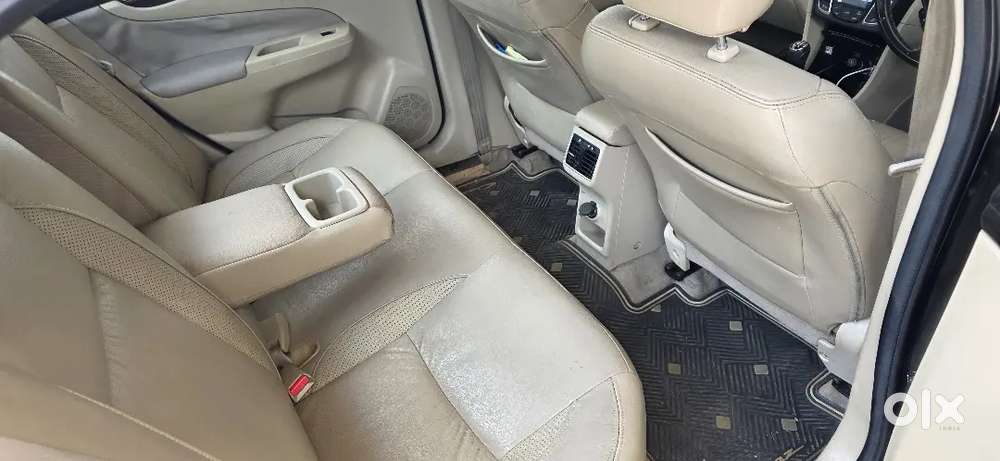 Maruti Suzuki Ciaz Zxi Plus Top Fully Loaded 2015