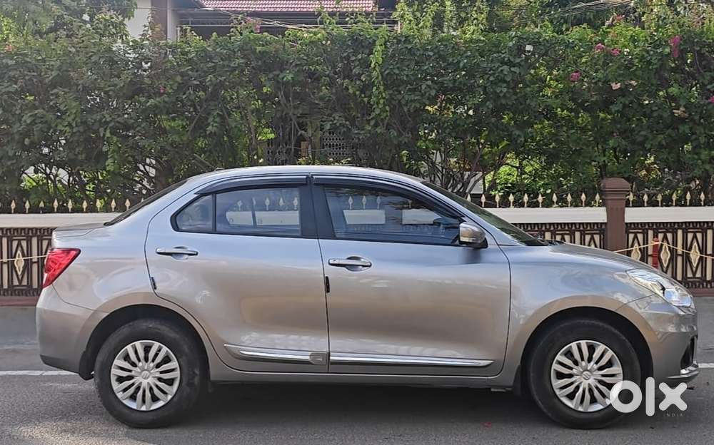 Maruti Suzuki Swift Dzire Vxi(o) Amt, 2022, Petrol