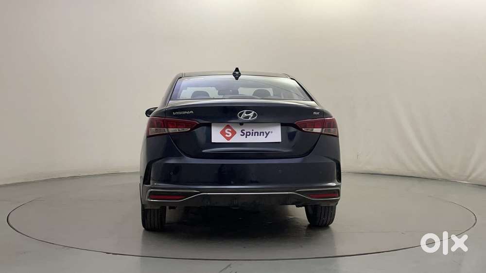 Hyundai Verna 1.5 Sx Vtvt Ivt, 2021, Petrol