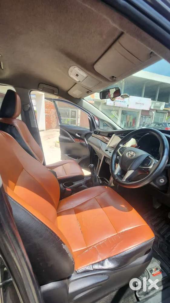 Toyota Innova Crysta 2017