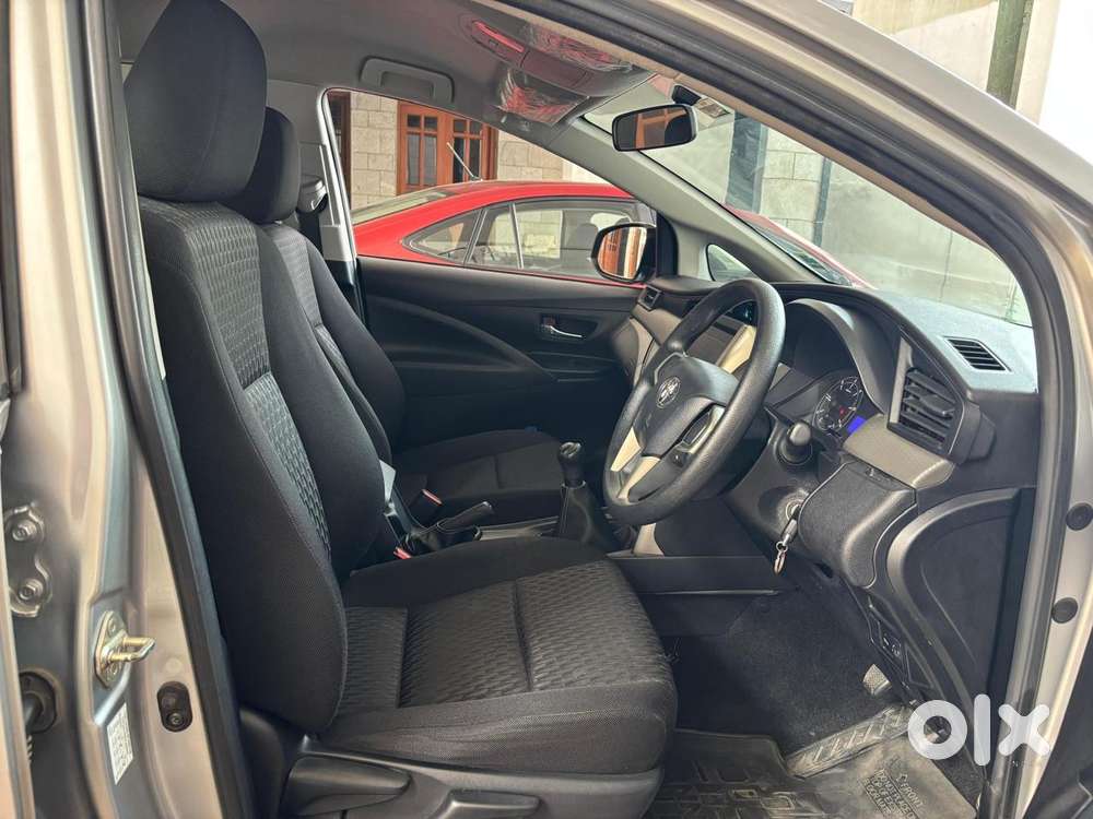 Toyota Innova Crysta 2.4 G Mt, 2018, Diesel