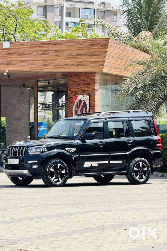 Mahindra Scorpio Classic 2.2 S 11 Mt 7 Cc, 2023, Diesel