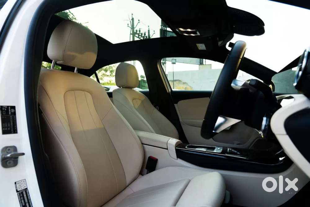 Mercedes-benz A-class Limousine 200, 2025, Petrol