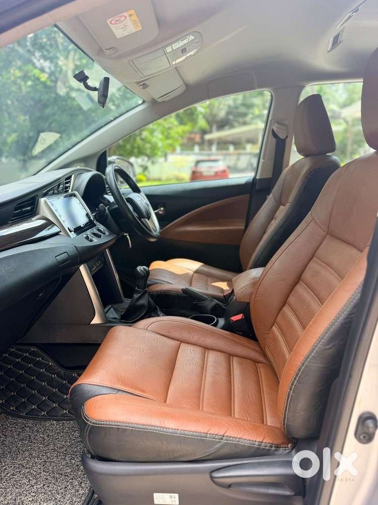 Toyota Innova Crysta 2.4 G Plus Mt 7 Str, 2024, Diesel