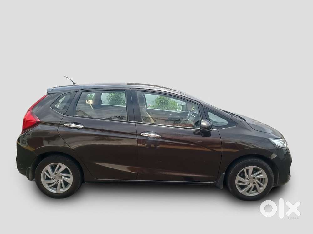 Honda Jazz [2020-2023] 1.2 Vx I-vtec Mt, 2021, Petrol