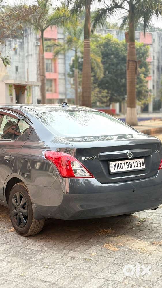 Nissan Sunny Petrol Manual 2011
