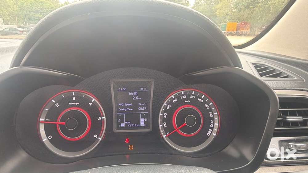 Mahindra Xuv300 W8 Option Dual Tone Diesel, 2019, Diesel