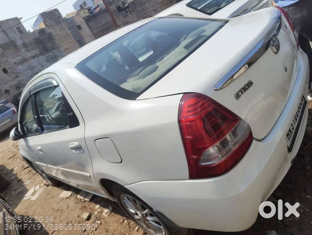 Toyota Etios 2014-2016 V, 2015, Petrol