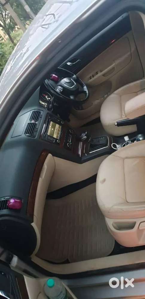 Skoda Laura Elegance 2013