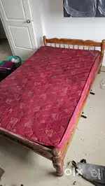 10 year old Bed with cot