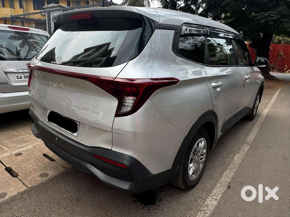 Kia Carens 2023 October Petrol Good Condition