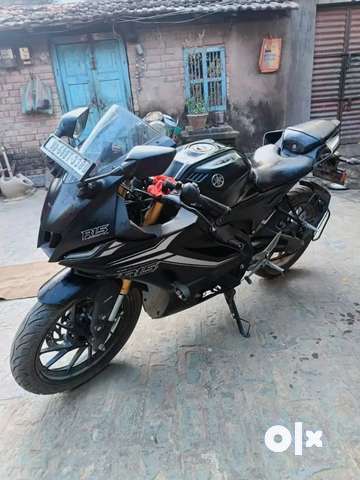 yamaha r15 version 4 black colour