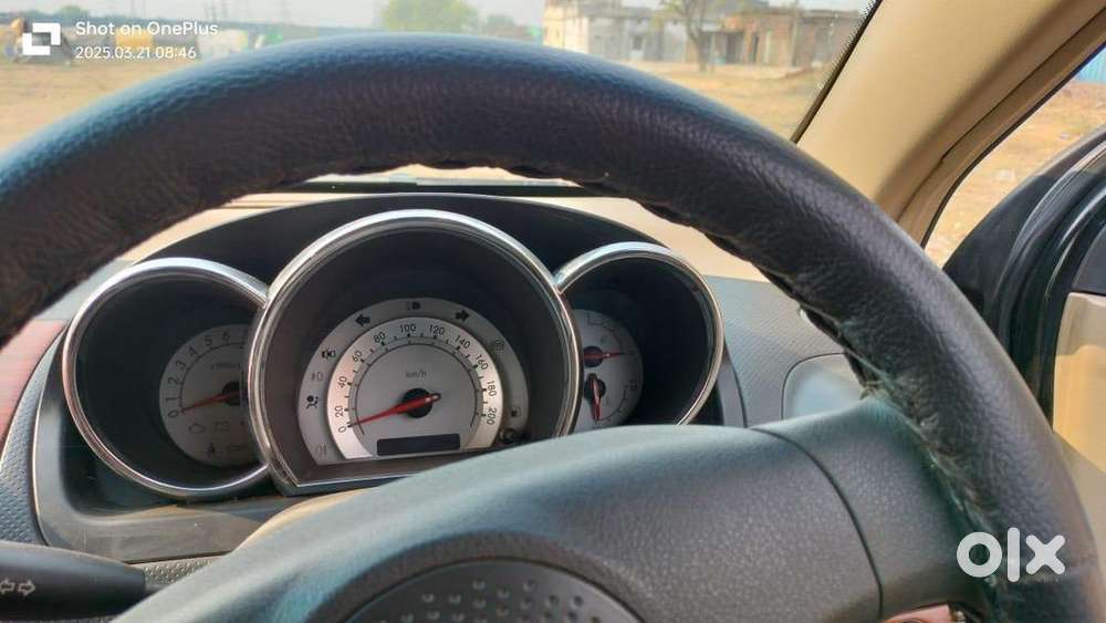 Chevrolet Aveo 2012 Petrol 86000 Km Driven
