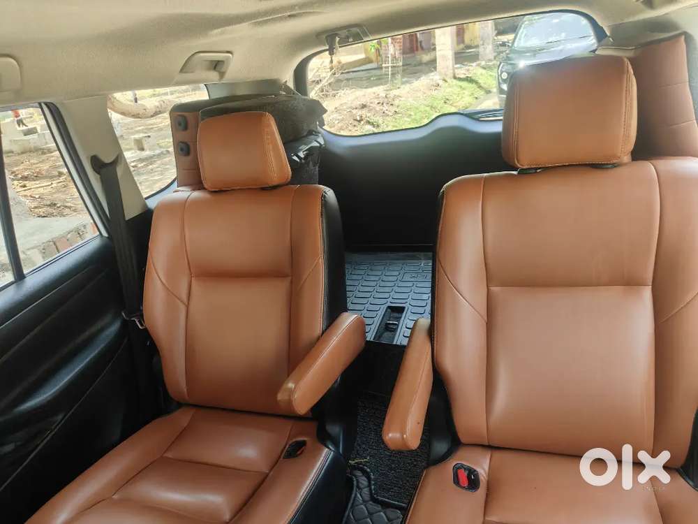 Toyota Innova Crysta 2021