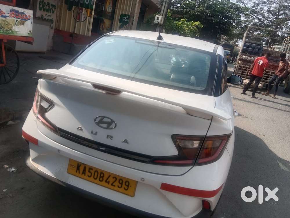 Hyundai Aura Sx (o) Crdi Manual, 2023, Cng & Hybrids