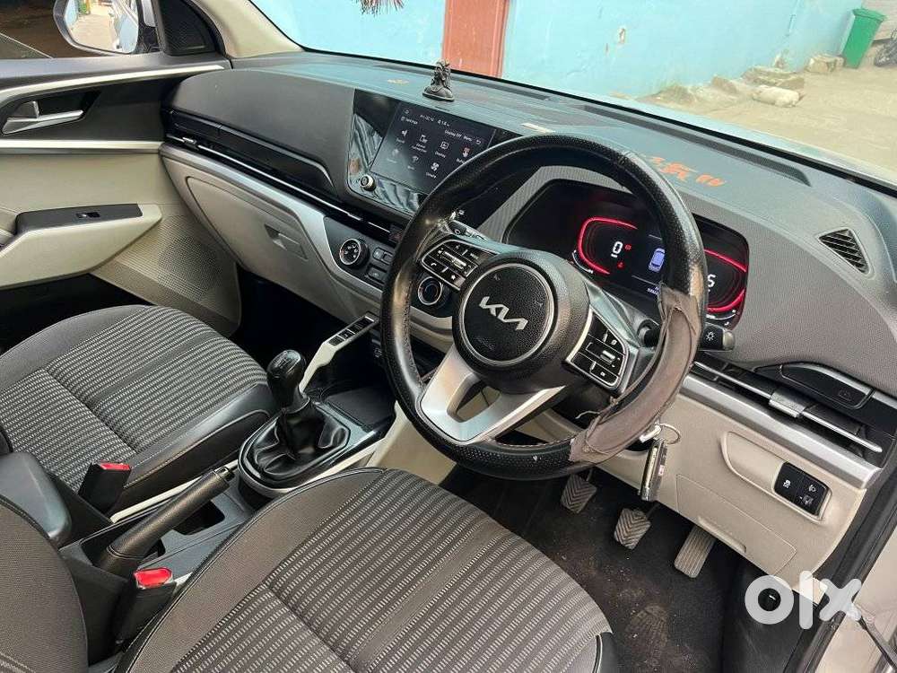 Kia Carens 1.4 Prestige 7 Str, 2022, Petrol